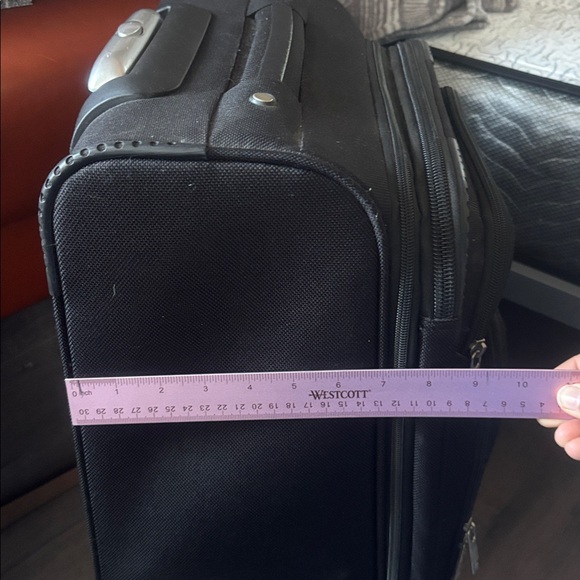 Samsonite Black Travel Bag - Picture 9 of 11